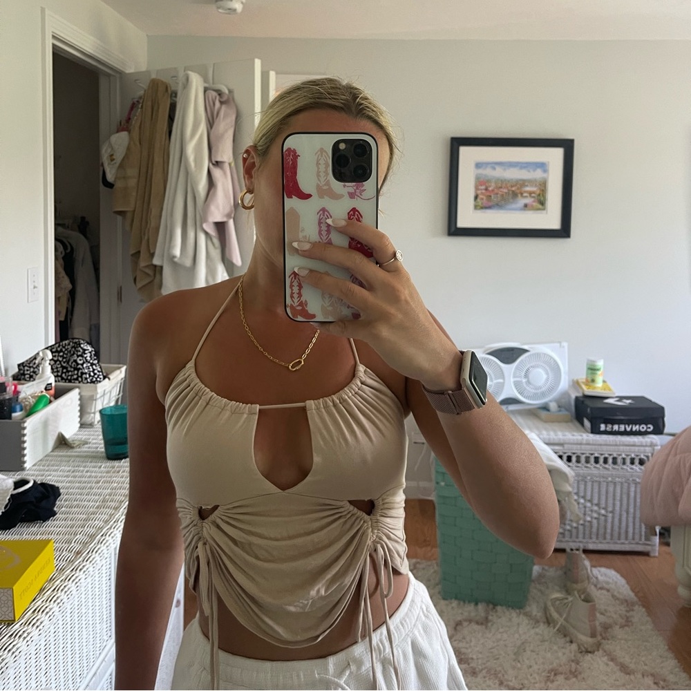 Princess Polly tan crop top